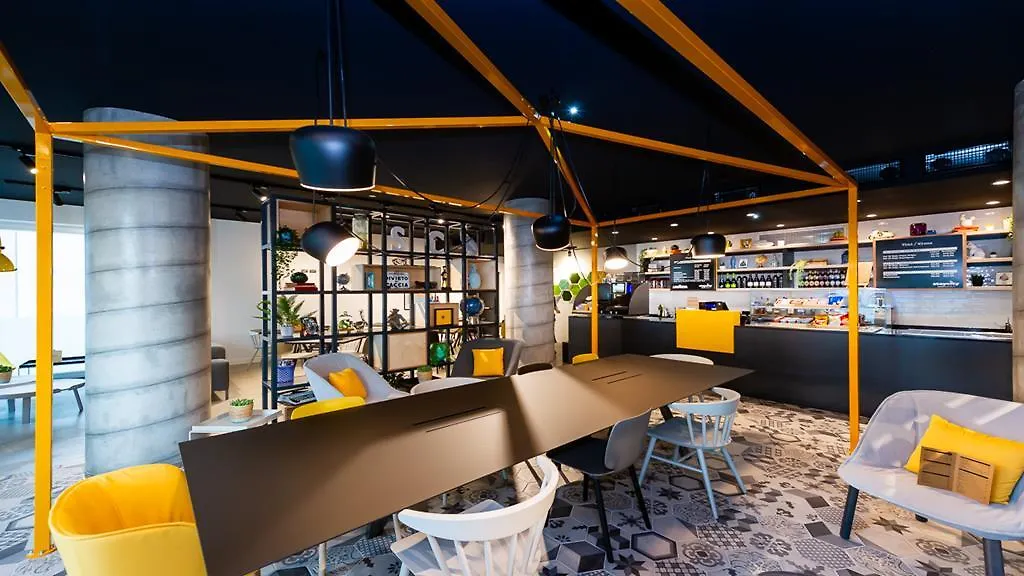 Staycity Aparthotels Venice Mestre 4*,