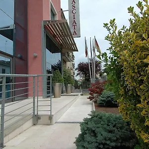 https://ambasciata.hotelslidodijesolo.com